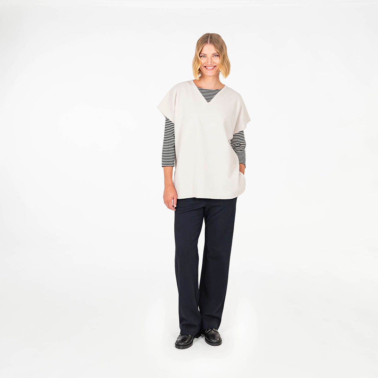 INDUS knit beige