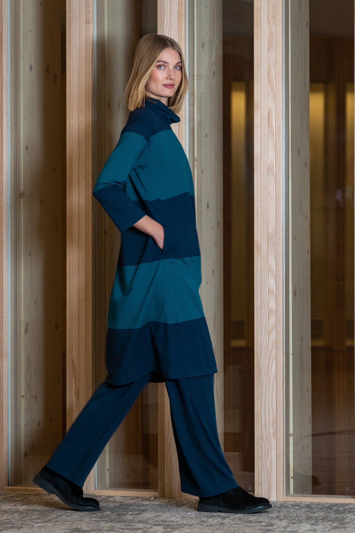 KONKELO dress dark blue