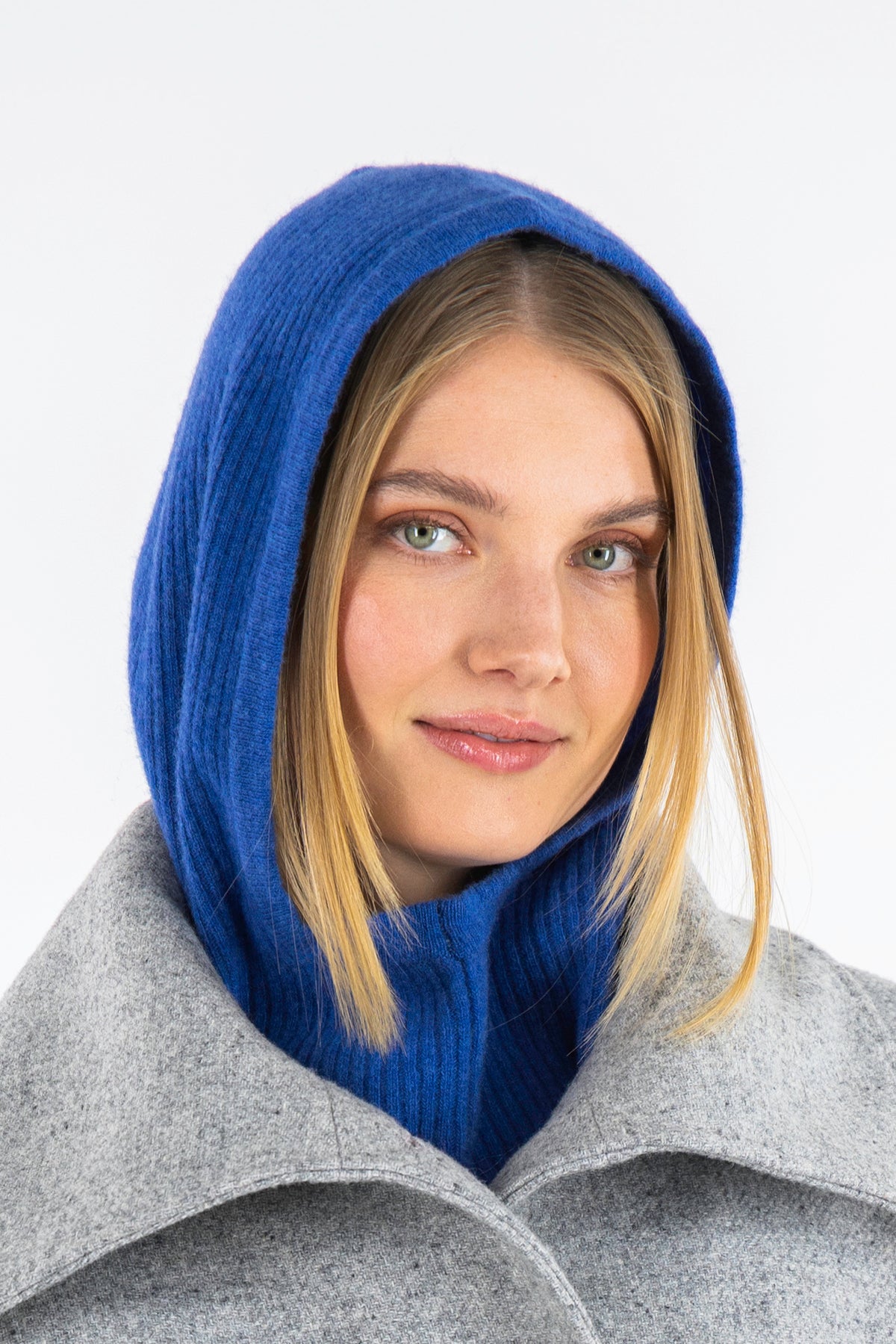 RETKI knitted hood blue