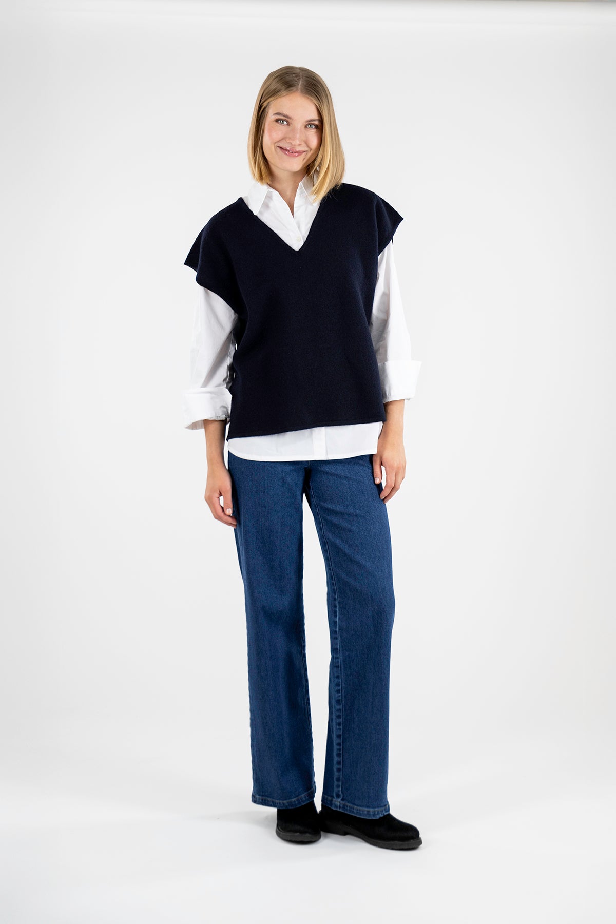 VIRGO knit dark blue