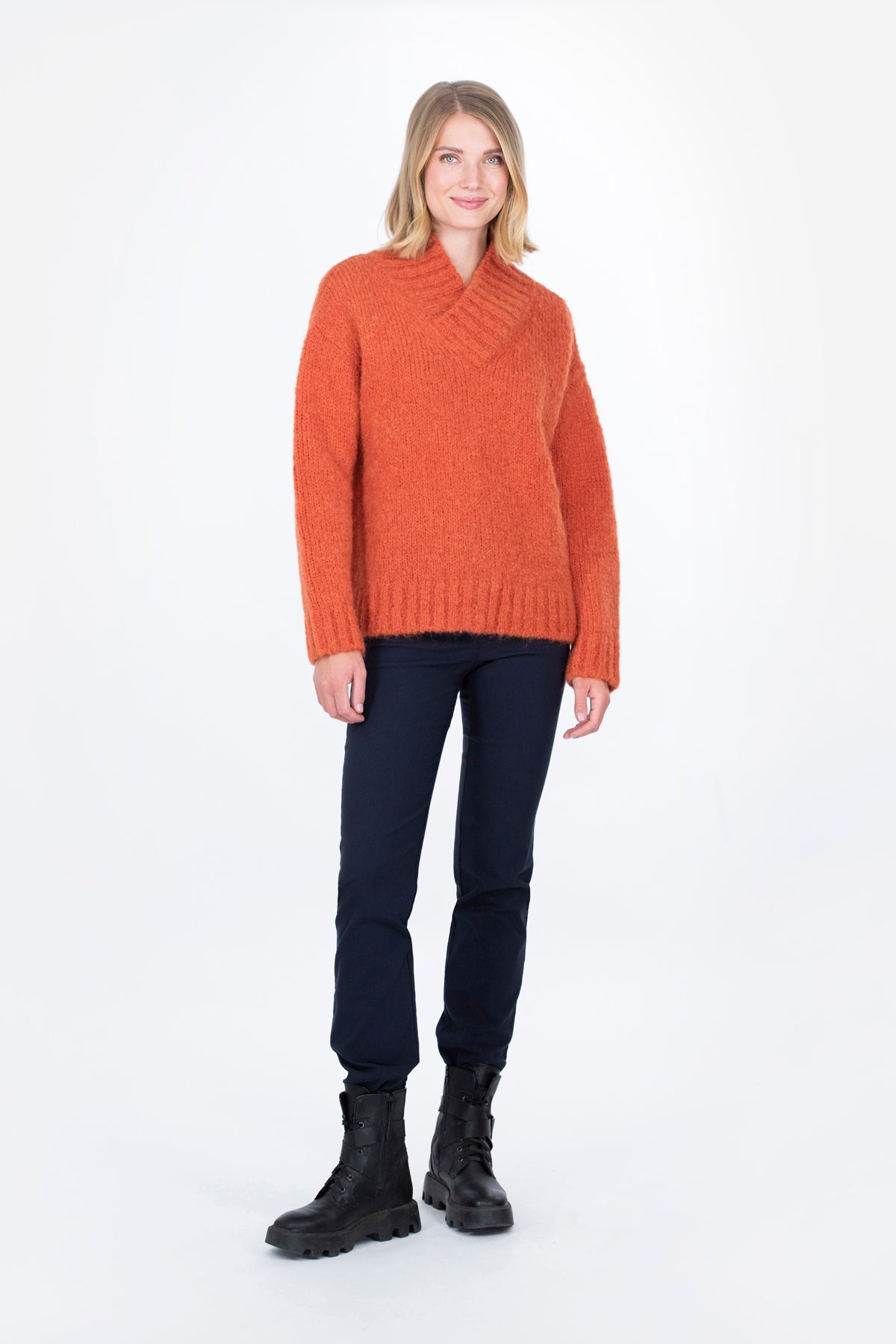 KAAMOS sweater orange