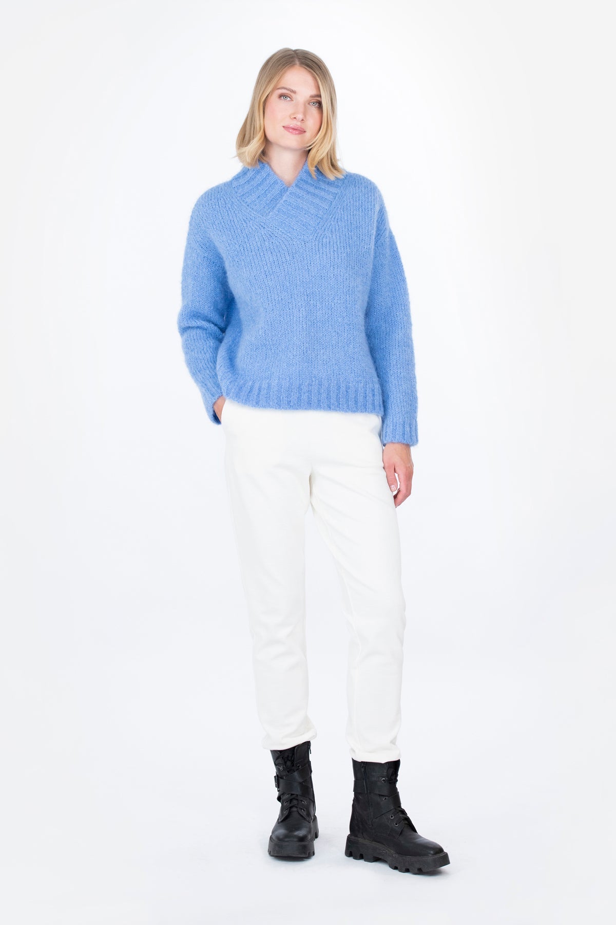 KAAMOS sweater blue