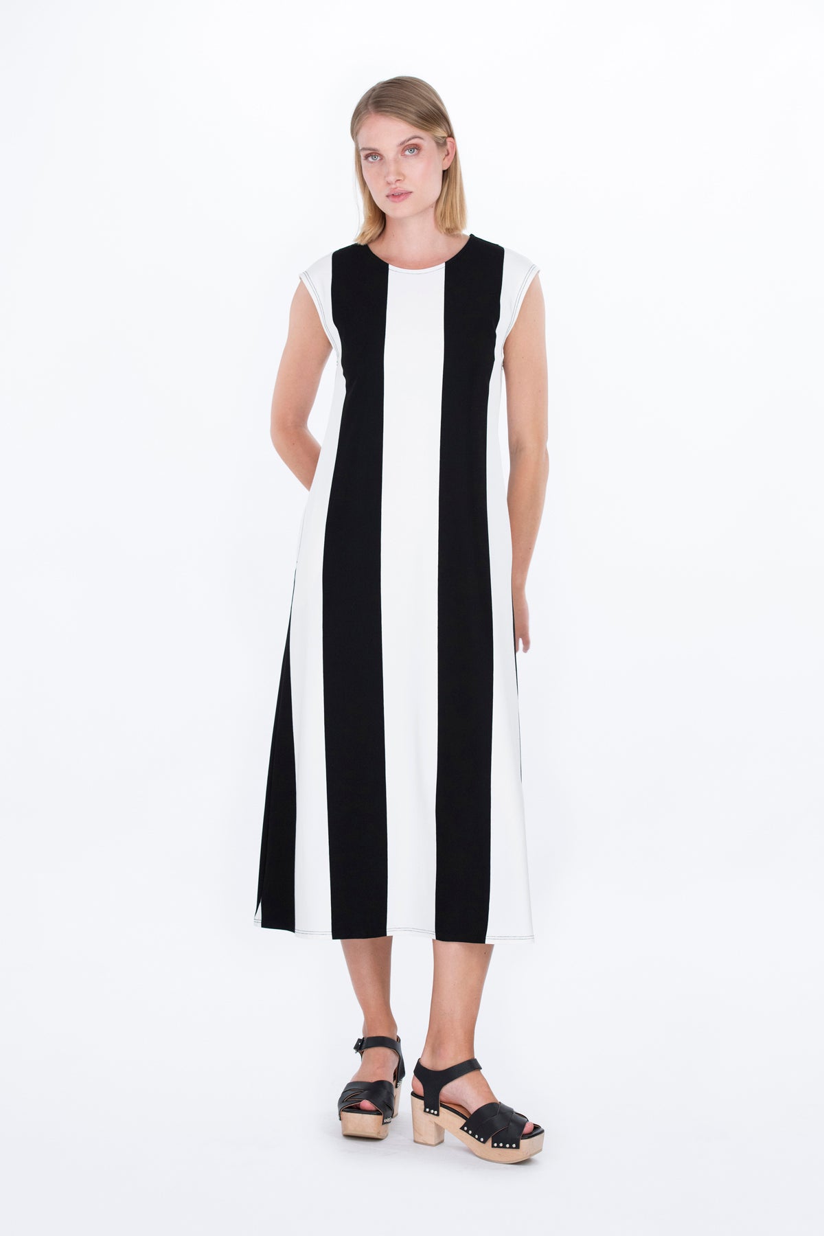 KOSKELO dress black