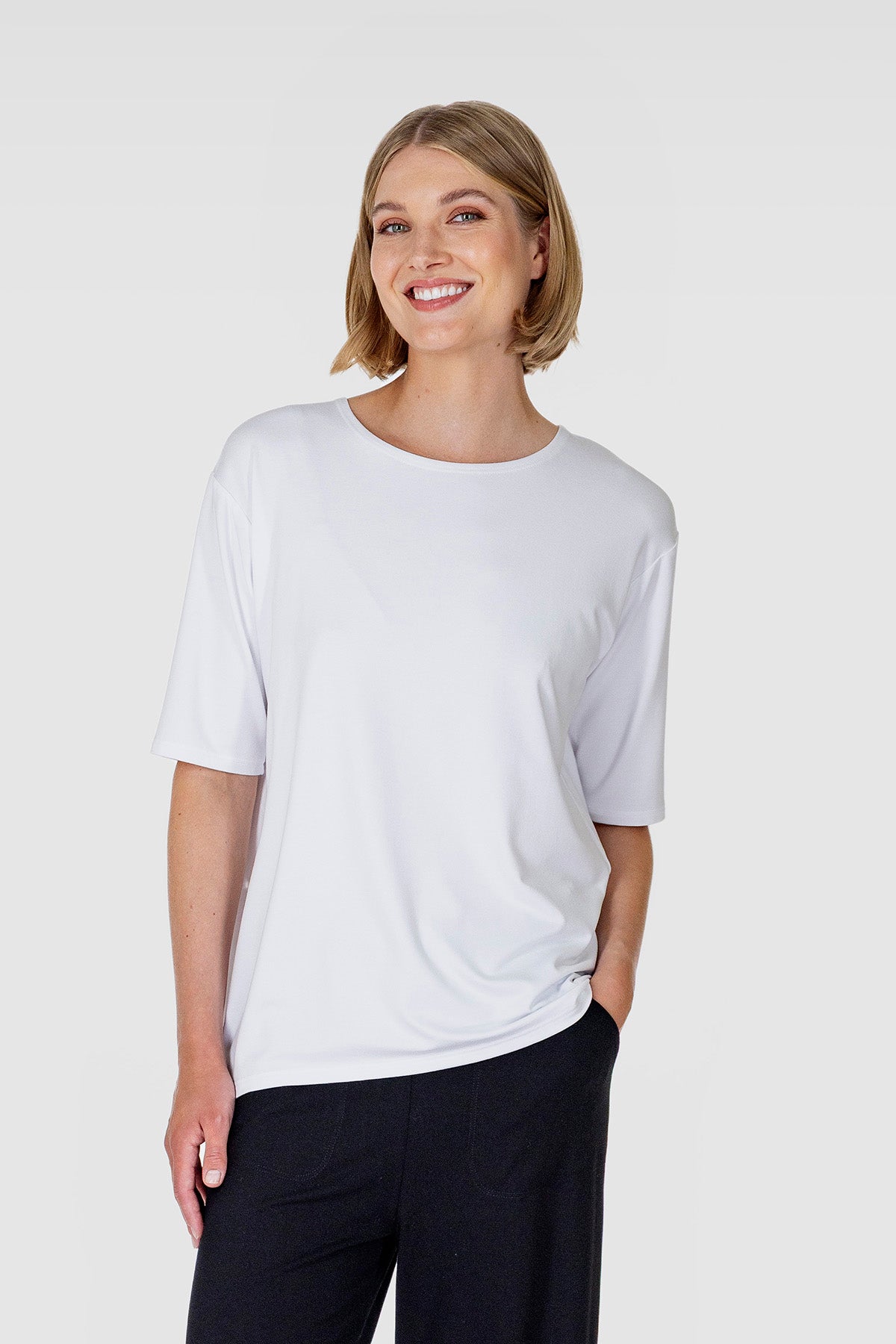 MESI top white