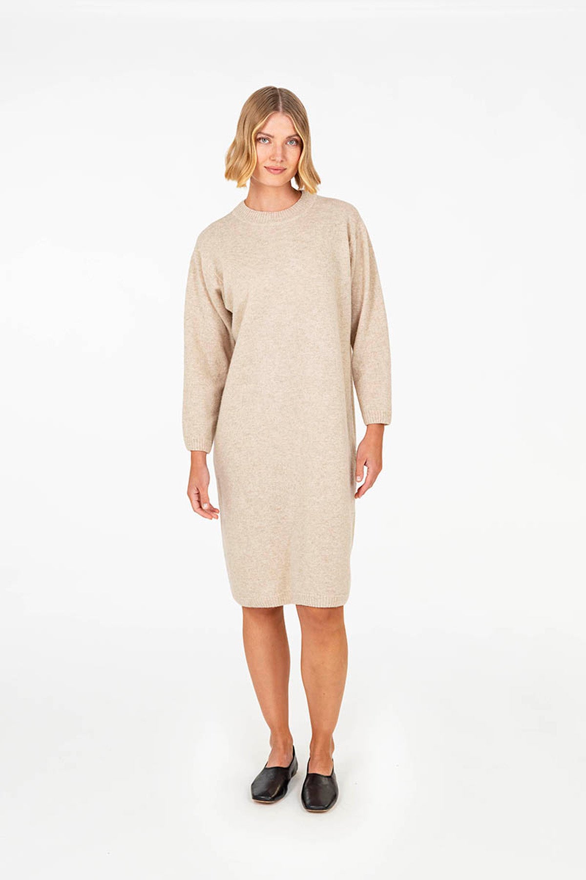 NOTKO knitted dress beige