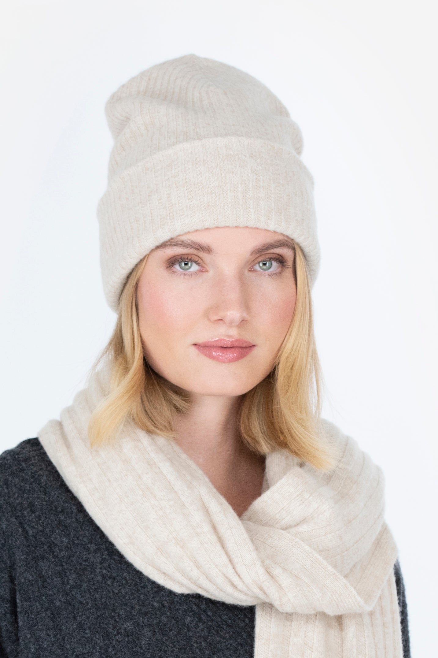 NUOTIO beanie light beige