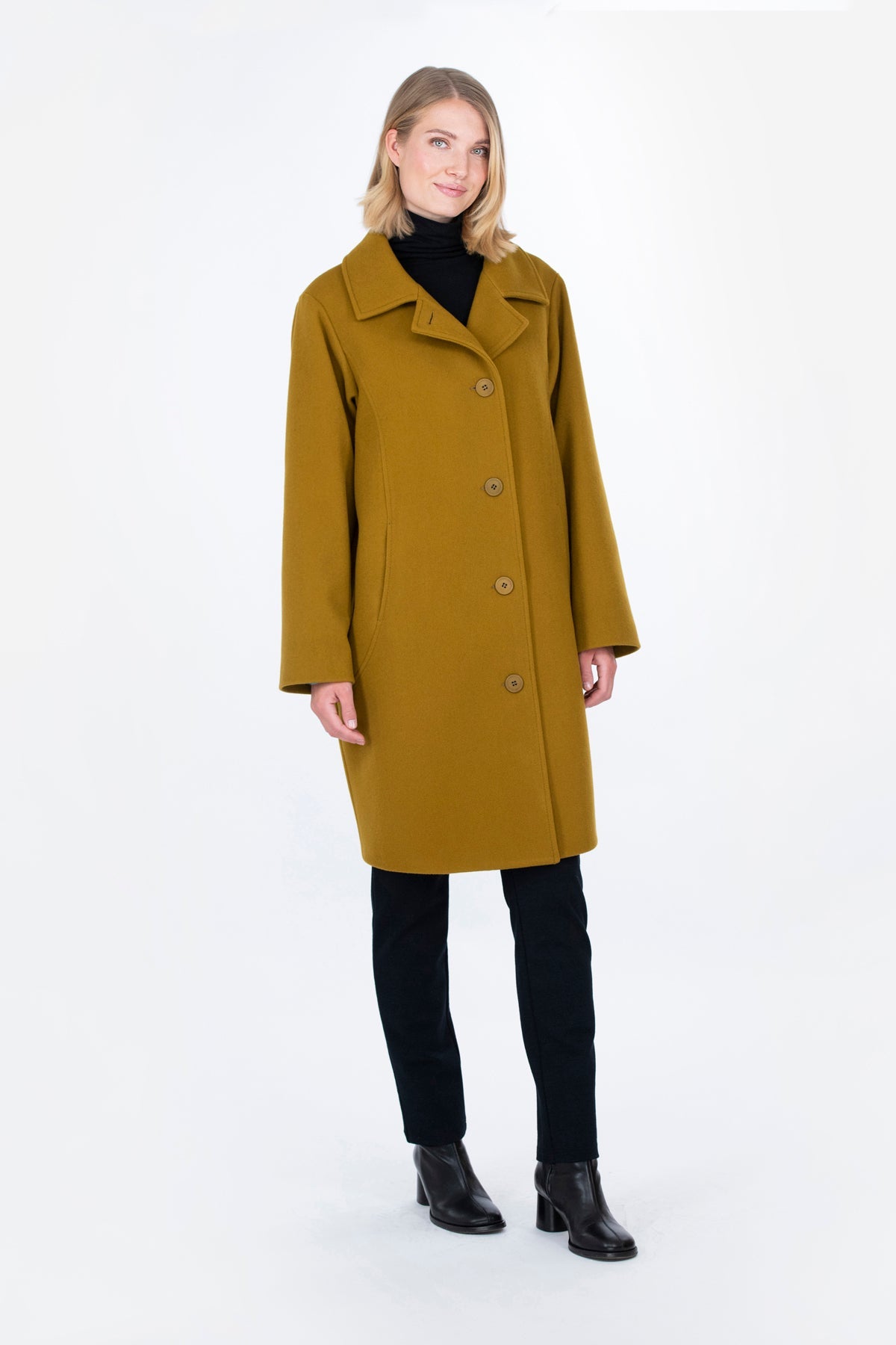 OMENA coat olive