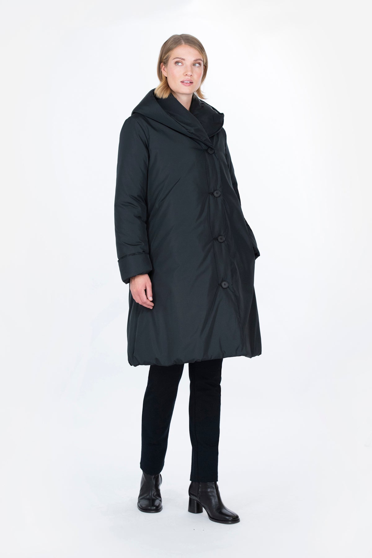 TAIGA coat black