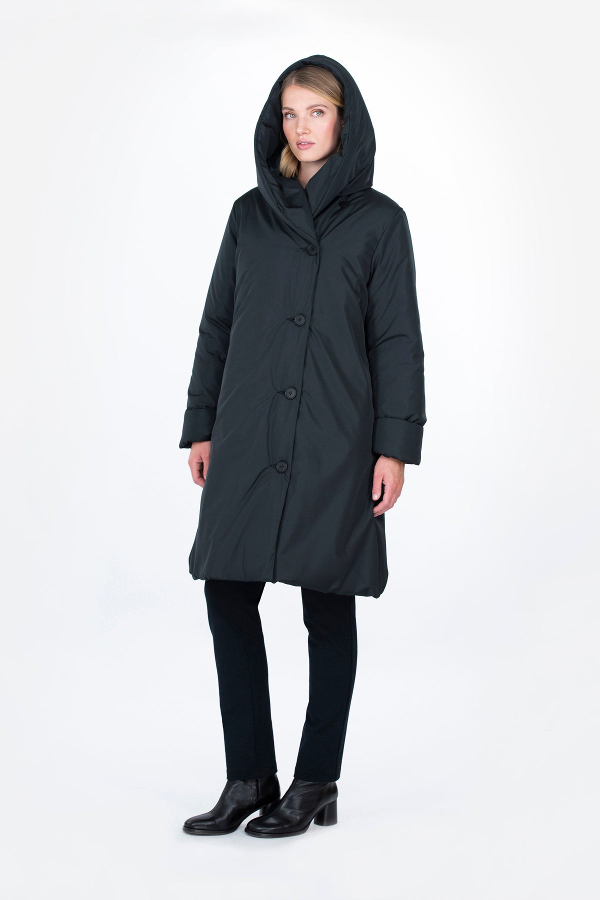 TAIGA coat black