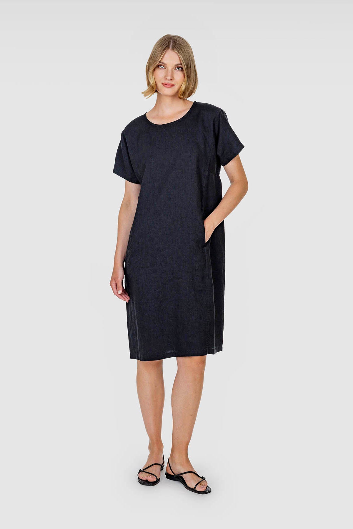 UNIKKO dress black